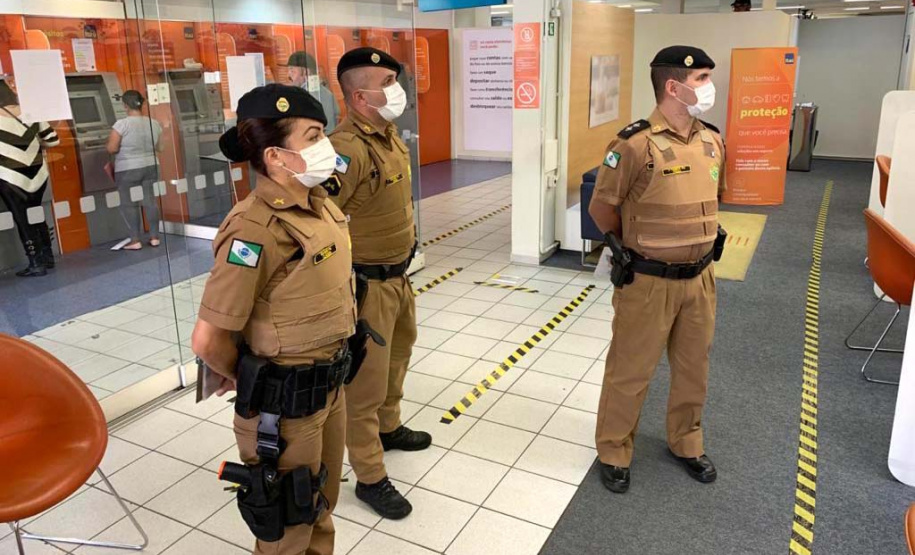 Secretaria da Justiça realiza nova operação para fiscalizar bancos, farmácias e distribuidoras de medicamentos. Foto: SEJUF