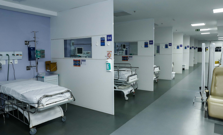 O governador Carlos Massa Ratinho Junior visita o  Hospital do Rocio, em Campo Largo.