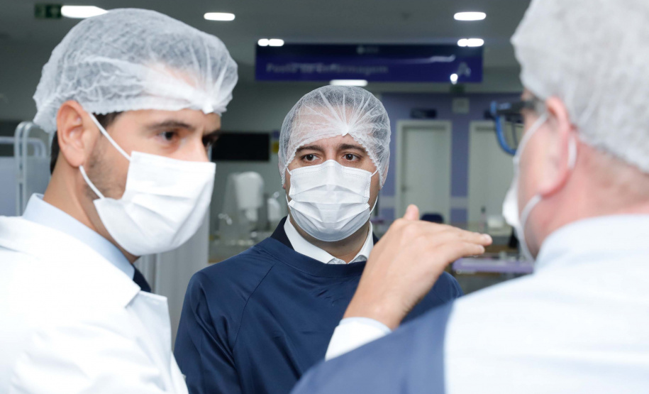O governador Carlos Massa Ratinho Junior visita o  Hospital do Rocio, em Campo Largo.