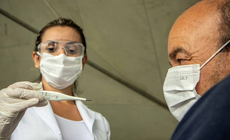 69 mil pessoas passaram por controle de saúde no porto de Paranaguá