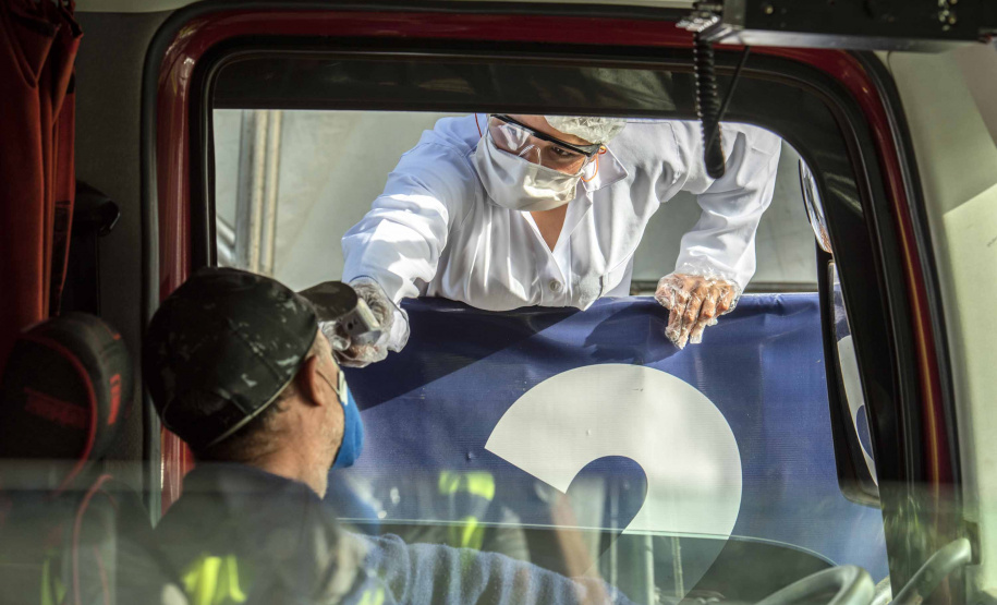 69 mil pessoas passaram por controle de saúde no porto de Paranaguá