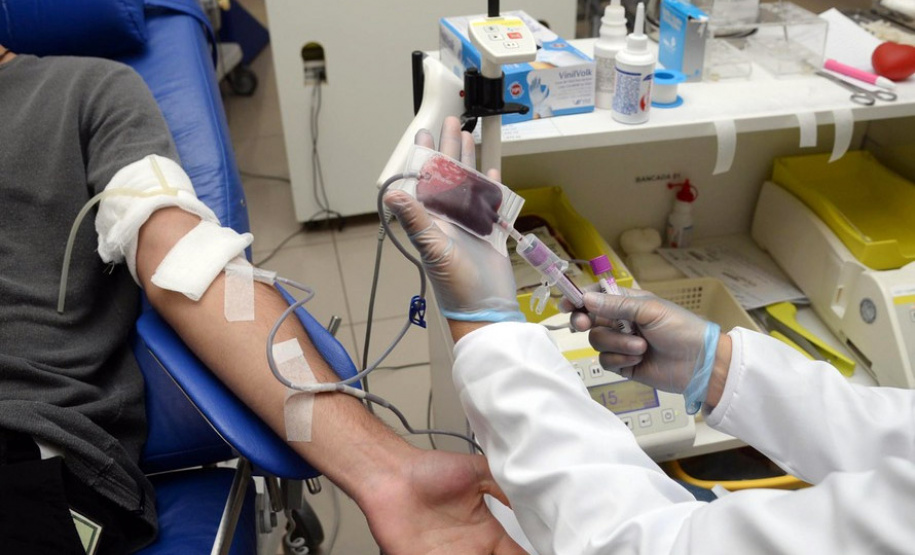 Tipos sanguíneos A negativo, O negativo e O positivo estão em falta em toda a hemorrede.