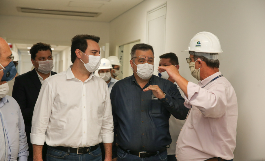 Hosp Ivaipora O Governador Carlos Massa Ratinho Junior visita nesta terça-feira (14/04) as instalações do Hospital Regional de Ivaiporã que terá 104 leitos, sendo 10 reservados para Unidade de Terapia Intensiva (UTI), centro cirúrgico e enfermarias. Ivaipora, 14/04/2020 - Foto: Geraldo Bubniak/AEN