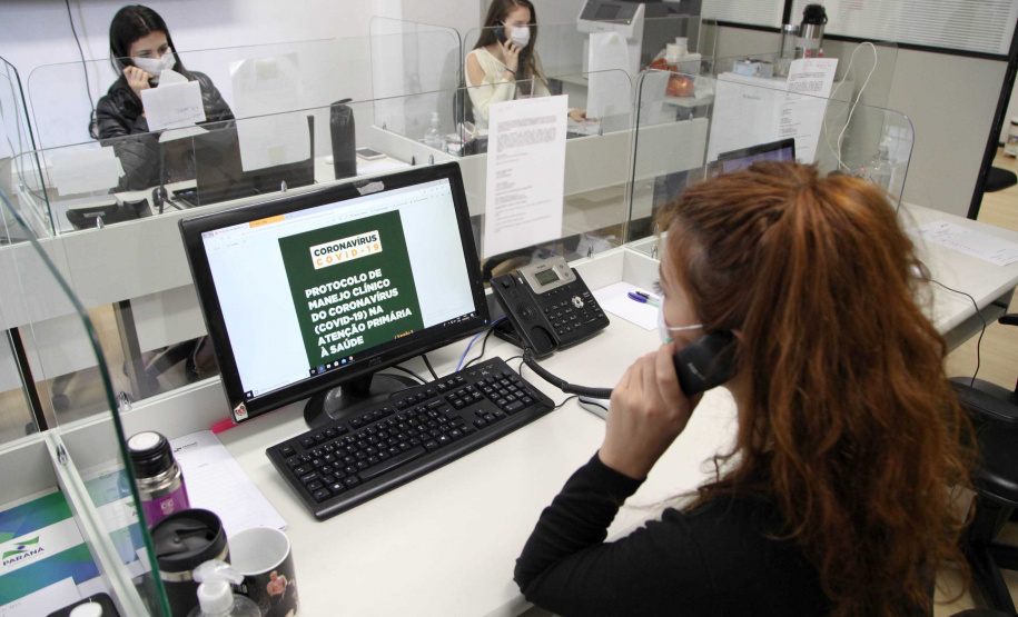 Centrais de atendimento tiram dúvidas sobre o novo coronavírus. Foto: Ari Dias/AEN