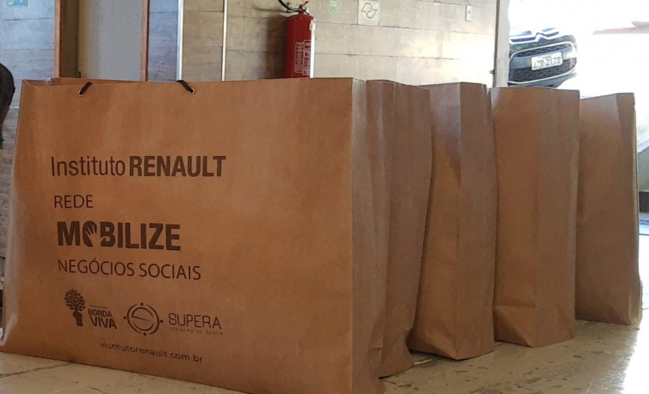 Rede Família Solidária recebe doação de 13 mil máscaras que serão destinadas a entidades sociais. Foto:SEJUF