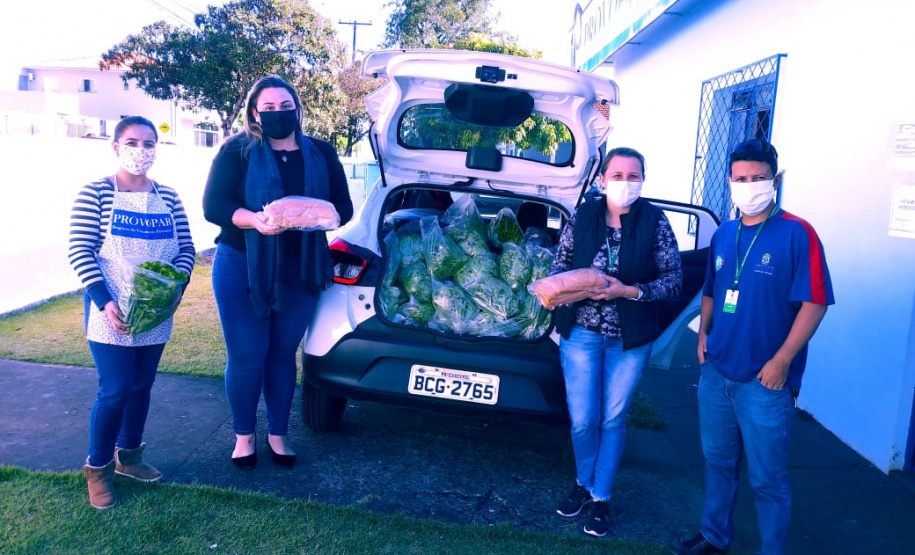 Parceria garante doação de pães e kits de hortaliças em Cascavel. Foto: Depen