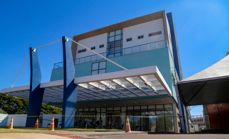 23/04/2020 Governador Carlos Massa Ratinho Junior, entrega leitos do Hospital Universitario de Londrina.Foto Gilson Abreu