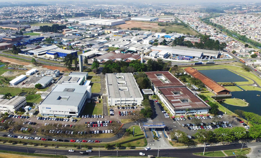 Tecpar recebe Unidade de Apoio ao Diagnóstico Covid-19 da Fiocruz e IBMP . FOTO: TECPAR