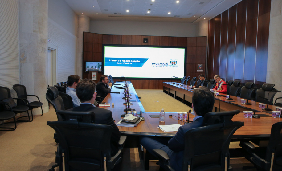 Reuniao Plano de Recuperação Econômica. Foto: Geraldo Bubniak/AEN