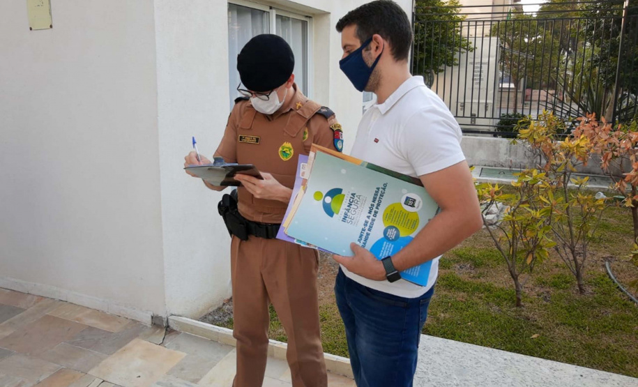 Blitz educativa aborda violência doméstica em condomínios. Foto:SEJUF