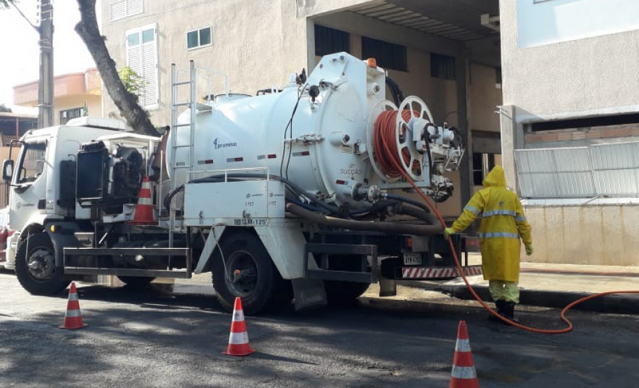 Sanepar continua desinfecção em hospitais e asilos. Foto: Sanepar