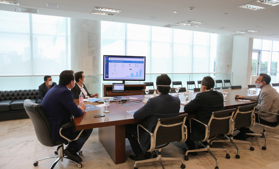 Reuniao SEED Paraná comemora bons números do ensino a distância na Rede Pública.
Os números foram apresentados nesta quarta-feira (06) pela Secretaria da Educação e do Esporte ao governador Carlos Massa Ratinho Junior. - Foto: Geraldo Bubniak/AEN