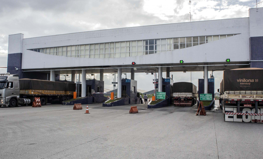 Porto de Paranaguá bate recorde em movimento de caminhões
. Foto: Claudio Neves/Portos do Paraná
