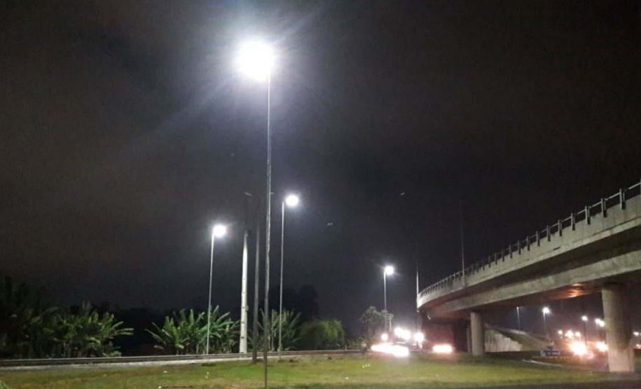Viaduto de Paranaguá recebe novamente iluminação pública.Foto:DER