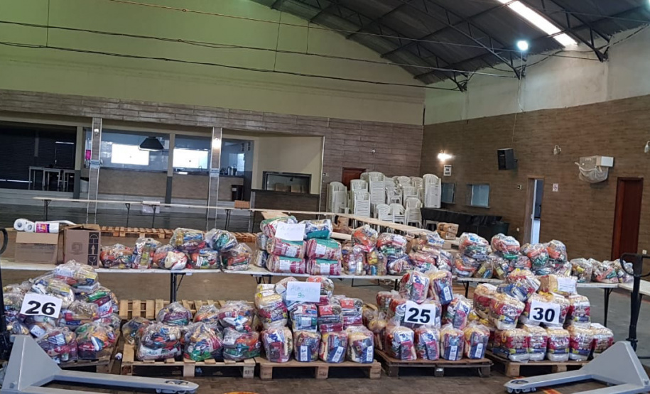 Rede de voluntários ‘Família Solidária’ arrecada donativos para instituições sociais com apoio de empresas do Paraná
. Foto:SEJUF