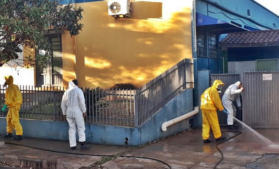 Sanepar faz desinfecção contra coronavírus em Cornélio Procópio. Foto: Sanepar