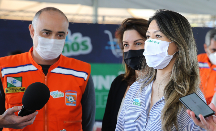 Cesta Solidaria Entrega de cesta básica no drive-thru montado em Curitiba (Palácio Iguaçu). O projeto CESTA SOLIDÁRIA PARANÁ tem como objetivo principal mobilizar os funcionários do Estado do Paraná a participarem voluntariamente de uma ação de doação de cestas básicas. Curitiba - 18/05/2020 - Foto: Geraldo Bubniak/AEN