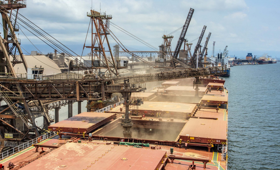 Produtividade cresce 20% nos portos do Paraná.Foto: Claudio Neves/Portos do Paraná