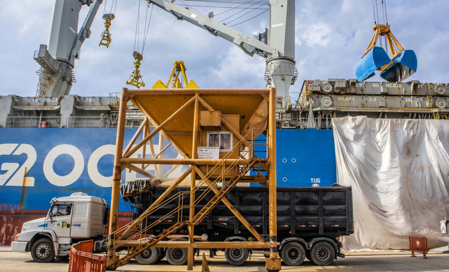 Produtividade cresce 20% nos portos do Paraná.Foto: Claudio Neves/Portos do Paraná
