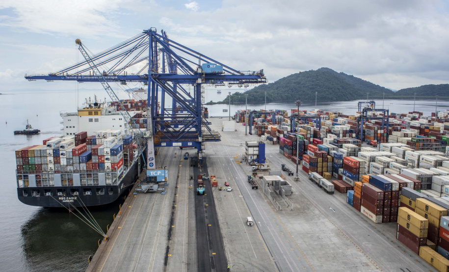Produtividade cresce 20% nos portos do Paraná.Foto: Claudio Neves/Portos do Paraná