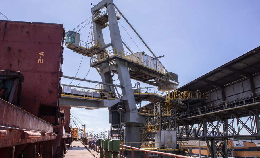 Foto: Claudio Neves/Portos do Paraná