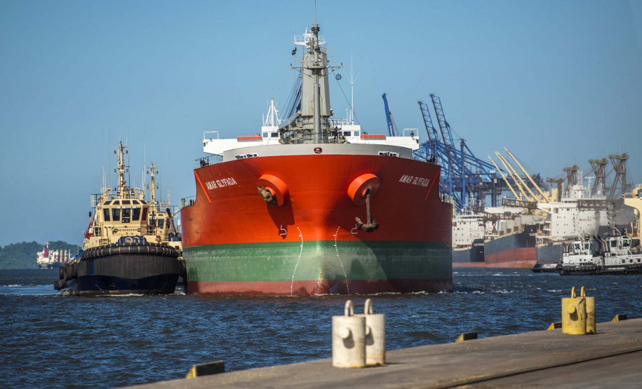 Produtividade cresce 20% nos portos do Paraná.Foto: Claudio Neves/Portos do Paraná