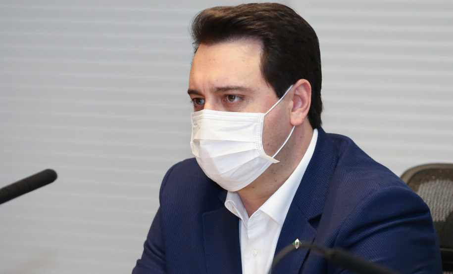 Reuniao Presidente O Governador Carlos Massa Ratinho Junior em videoconferencia nesta quiinta-feira (21/05), com o Presidente Jair Bolsonaro, Presidente da Câmara dos Rodrigo Maia, Presidente do Senado Federal Davi Alcolumbre e governadores dos demais estados. Curitiba, 21/05/2020 - Foto: Geraldo Bubniak/AEN