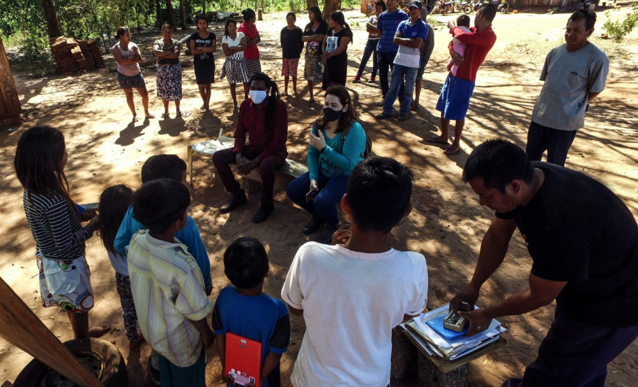 O Governo do Estado reforça o atendimento a comunidades tradicionais neste período de pandemia do coronavírus. Neste mês estão sendo entregues cerca de 1800 cestas básicas a famílias indígenas, quilombolas, ribeirinhos, ilhéus e pescadores artesanais da região Oeste do Paraná. Foto:Neelson Andrade/SUDIS