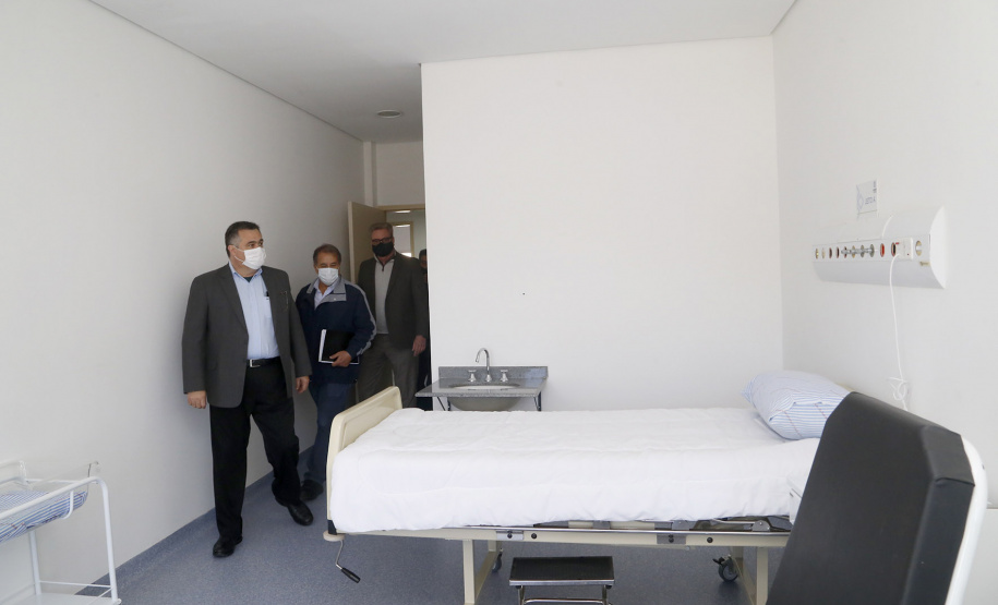 26/05/2020 - Secretário da Saúde Beto Preto vistoria a finalização da obra do Hospital Regional de Telêmaco Borba.
Foto Gilson Abreu/AEN