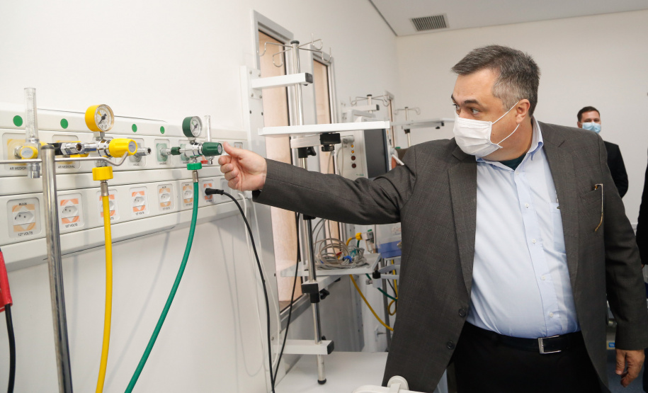 26/05/2020 - Secretário da Saúde Beto Preto vistoria a finalização da obra do Hospital Regional de Telêmaco Borba.
Foto Gilson Abreu/AEN