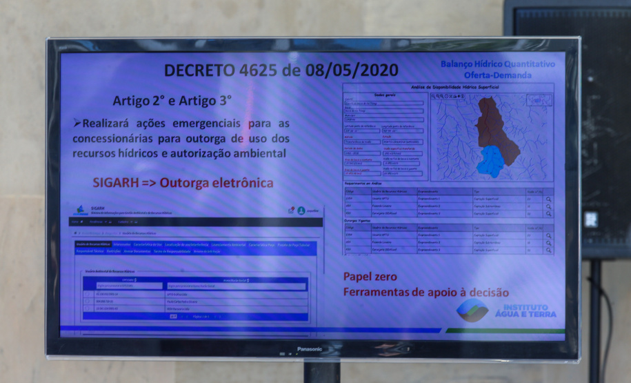 Coletiva Hidrica O Governo do Estado realiza coletiva de imprensa com representantes da Secretaria de Desenvolvimento Sustentável e Turismo, Instituto Água e Terra, Sanepar, Copel e Simepar para apresentar um balanço da situação hídrica do Paraná e novas ações para enfrentamento do período de estiagem. Curitiba - 27/05/2020 - Foto: Geraldo Bubniak/AEN