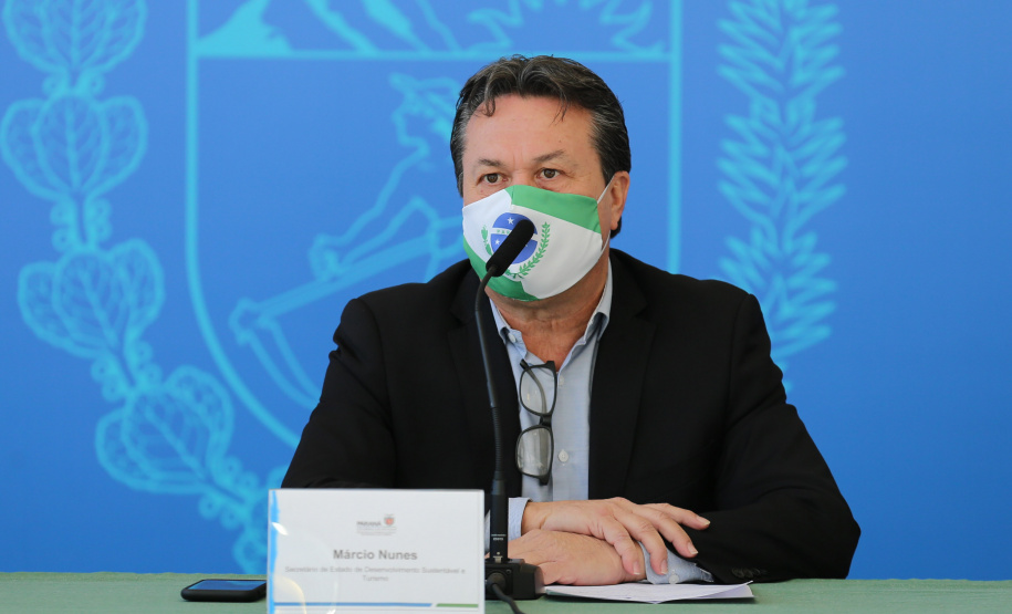 Coletiva Hidrica O Governo do Estado realiza coletiva de imprensa com representantes da Secretaria de Desenvolvimento Sustentável e Turismo, Instituto Água e Terra, Sanepar, Copel e Simepar para apresentar um balanço da situação hídrica do Paraná e novas ações para enfrentamento do período de estiagem. Na foto, Secretario de Estado de Desenvolvimento Sustentável e ?Turismo, Marcio Nunes.Curitiba - 27/05/2020 - Foto: Geraldo Bubniak/AEN