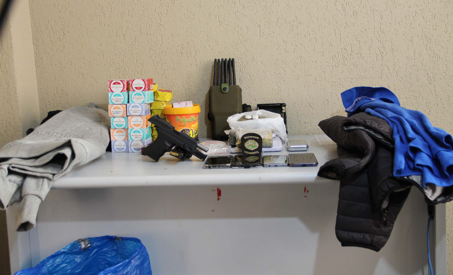 Polícia Militar prende grupo por roubo à farmácia. Foto:PMPR