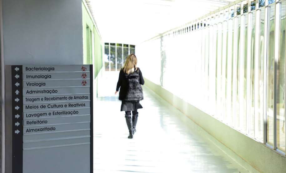 Copel repassa ao Lacen 200 mil kits para testes da Covid.