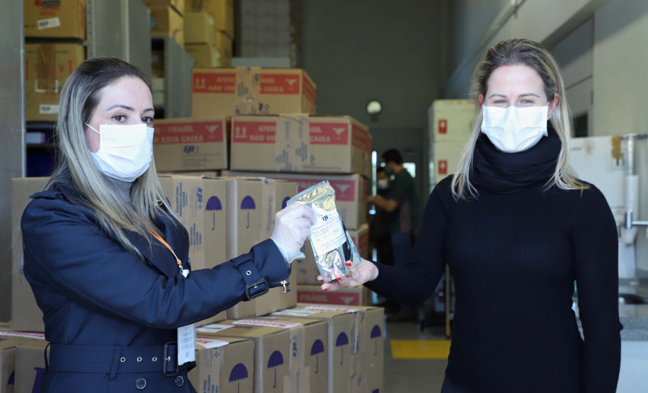 Copel repassa ao Lacen 200 mil kits para testes da Covid.