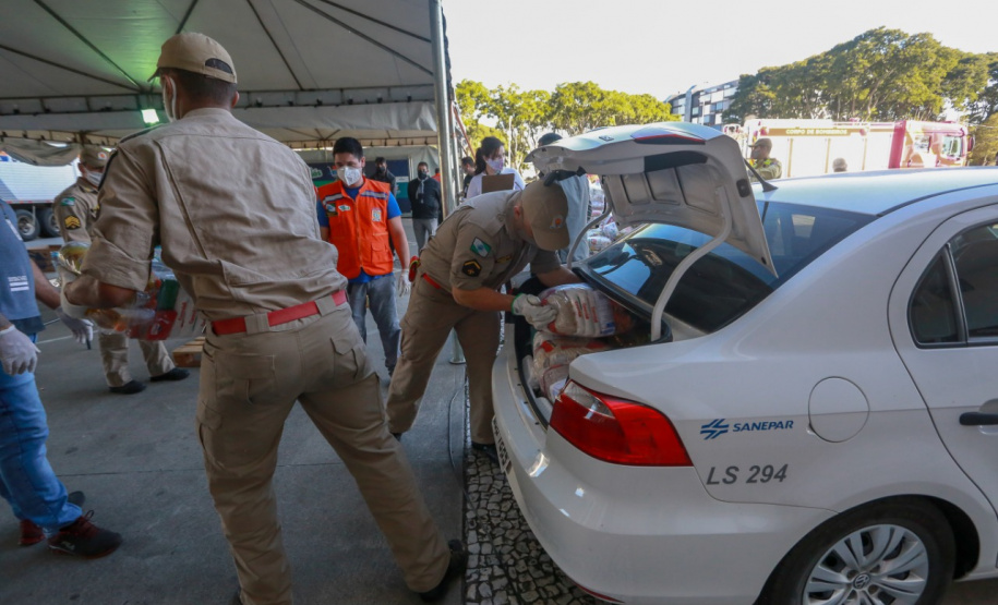 Cesta Solidária Paraná arrecada 150 toneladas de alimentos. Foto:Valdelino Pontes/AEN