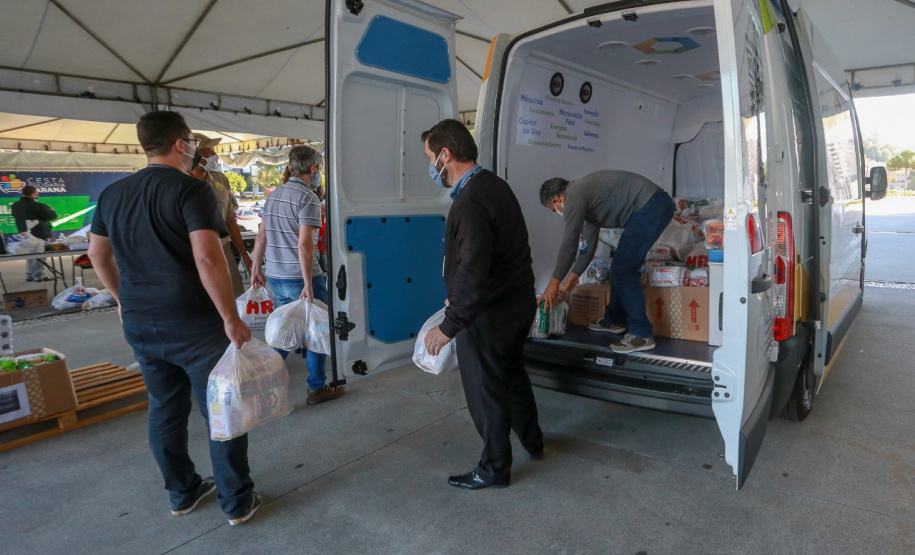 Cesta Solidária Paraná arrecada 150 toneladas de alimentos. Foto:Valdelino Pontes/AEN