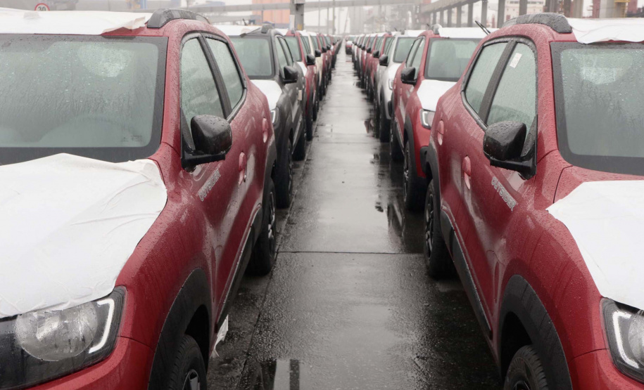 Porto de Paranaguá retoma exportação de automóveis