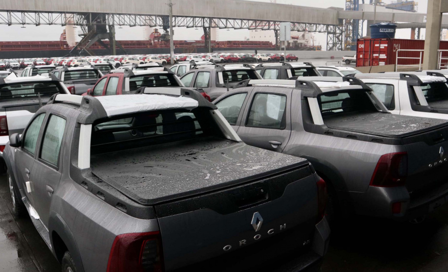 Porto de Paranaguá retoma exportação de automóveis