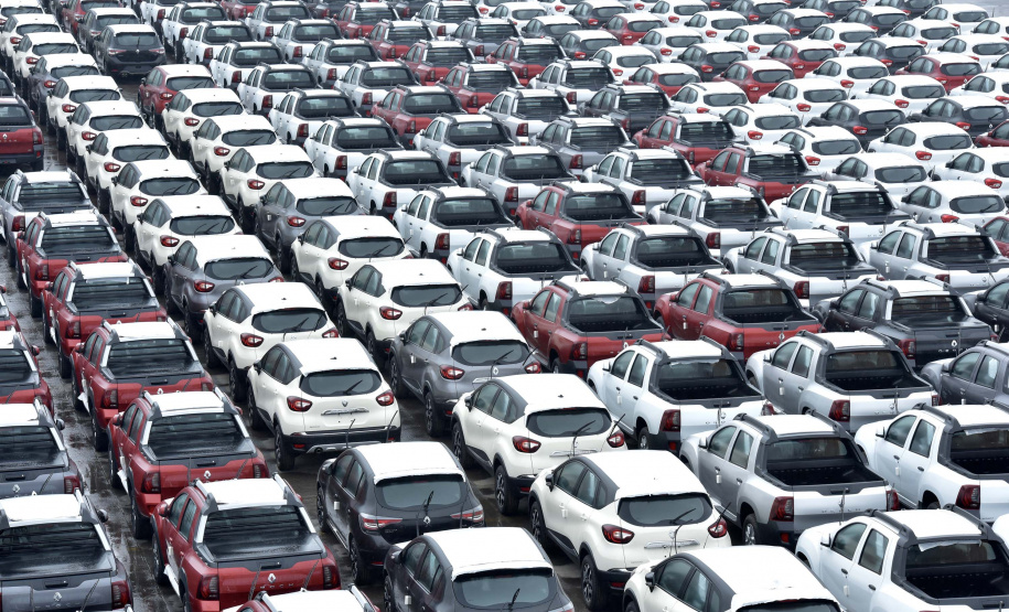 Porto de Paranaguá retoma exportação de automóveis