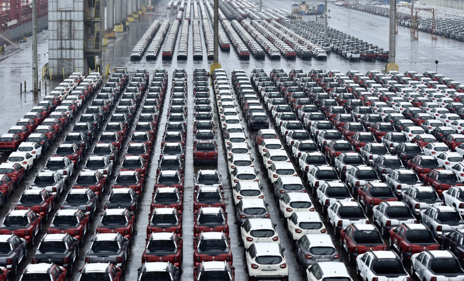 Porto de Paranaguá retoma exportação de automóveis