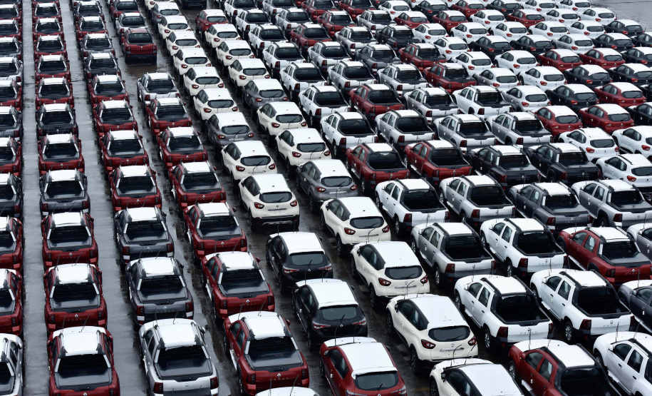Porto de Paranaguá retoma exportação de automóveis