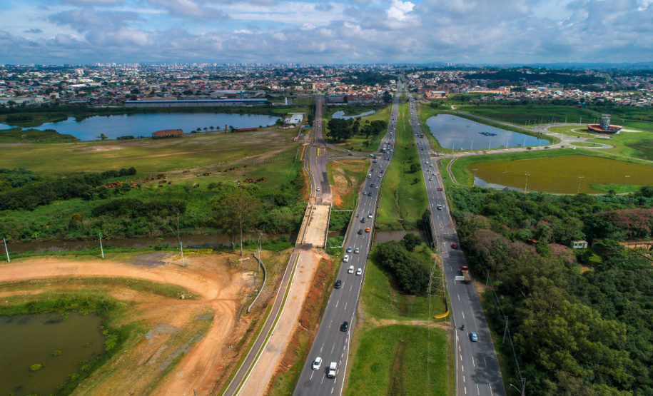 Governo retoma obra da ponte sobre o Rio Iguaçu. Foto: Comec