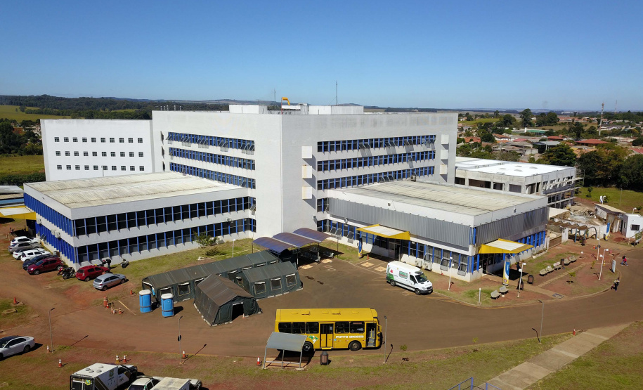 Governo amplia mais dez leitos de UTI no Hospital Universitário Regional dos Campos Gerais. Foto: José Fernando Ogura/AEN