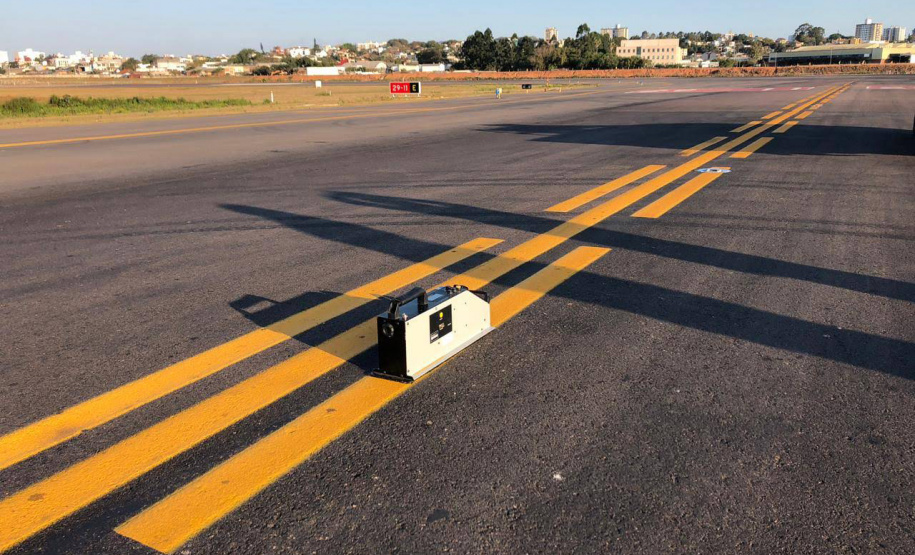 TECPAR ANALISA QUALIDADE DE SINALIZAÇÃO VIÁRIA. Foto:Tecpar