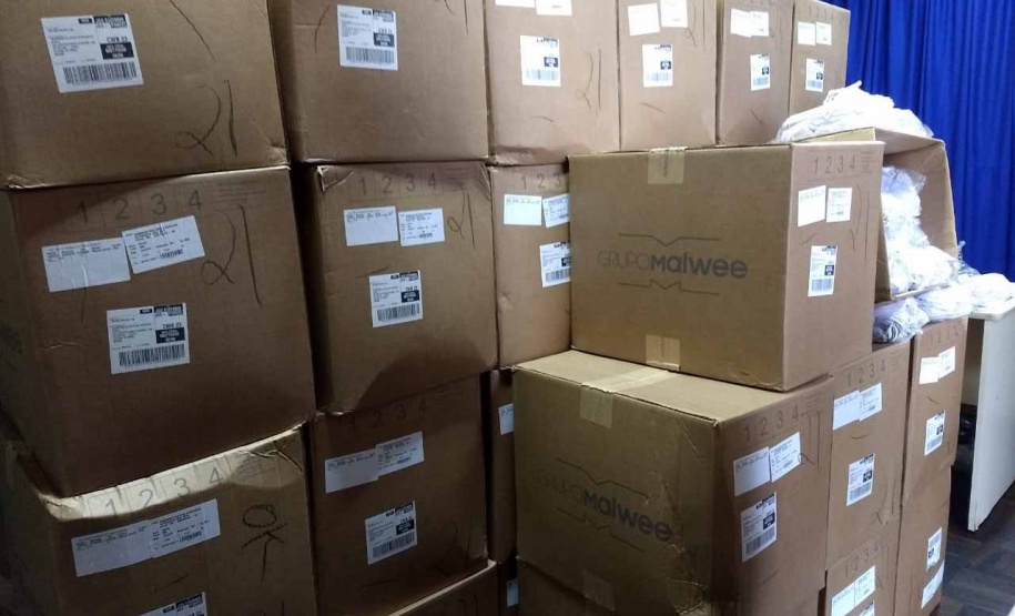 O Departamento Penitenciário do Paraná (Depen) recebeu 111,6 mil máscaras de proteção que serão destinadas à população carcerária e aos profissionais que atuam em unidades prisionais do Estado. Foto: Depen