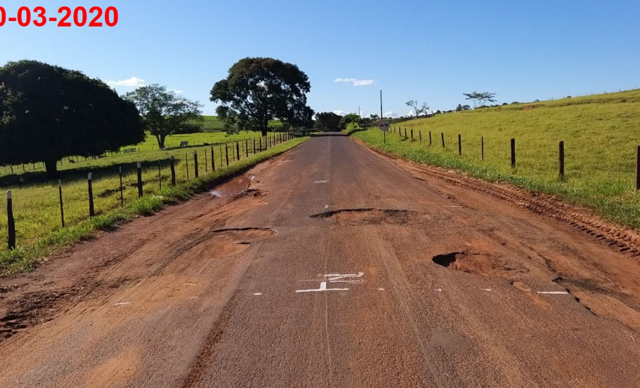 Rodovia entre Douradina e Maria Helena recebe melhorias no pavimento. Foto:DER