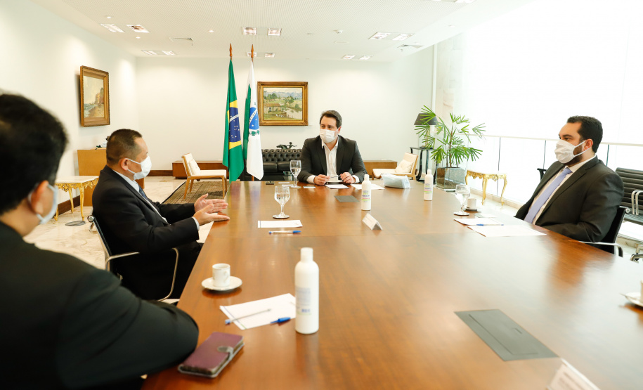 O Paraná recebeu 400 mil máscaras cirúrgicas do Escritório Econômico e Cultural de Taipei no Brasil, organização que representa os interesses de Taiwan no País