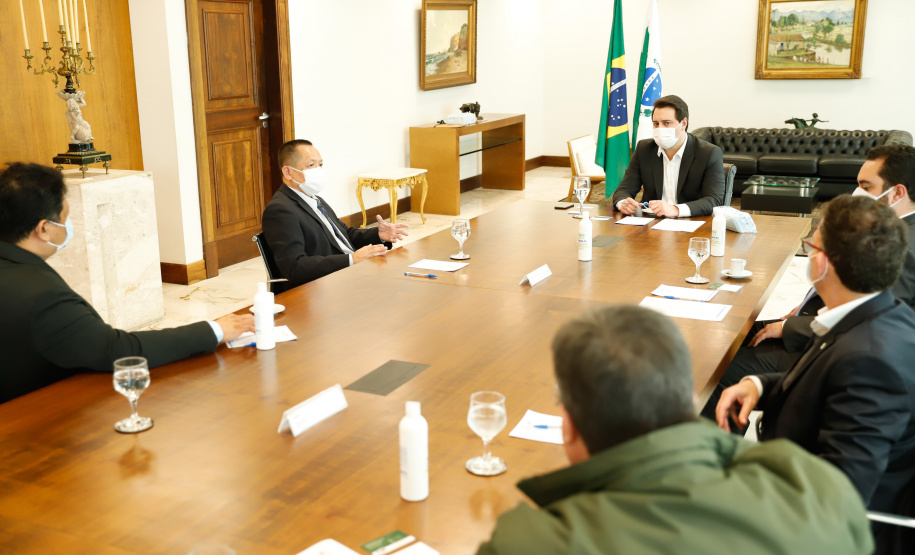 O Paraná recebeu 400 mil máscaras cirúrgicas do Escritório Econômico e Cultural de Taipei no Brasil, organização que representa os interesses de Taiwan no País