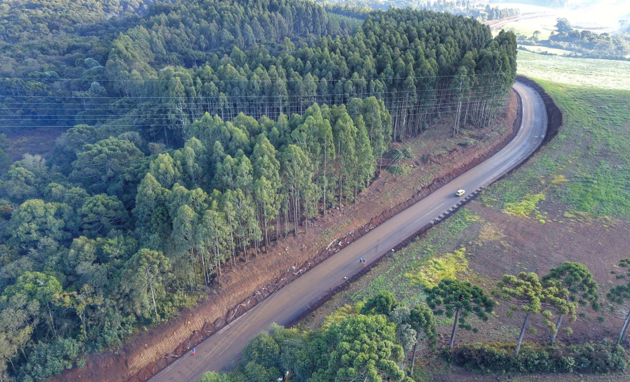 Asfalto na PR-912 garante novos tempos a Coronel Domingos SoaresFoto: José Fernando Ogura/AEN